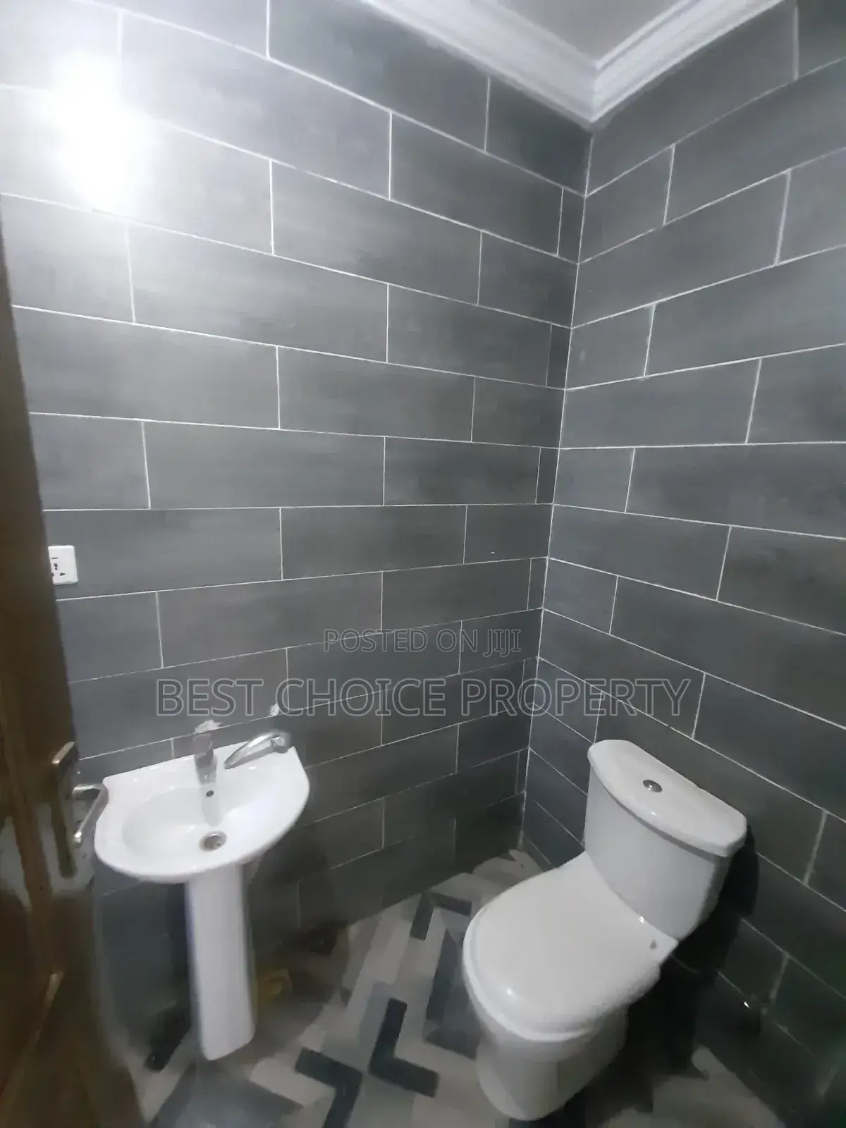2bdrm Apartment in Ashiyie, Frafraha for rent