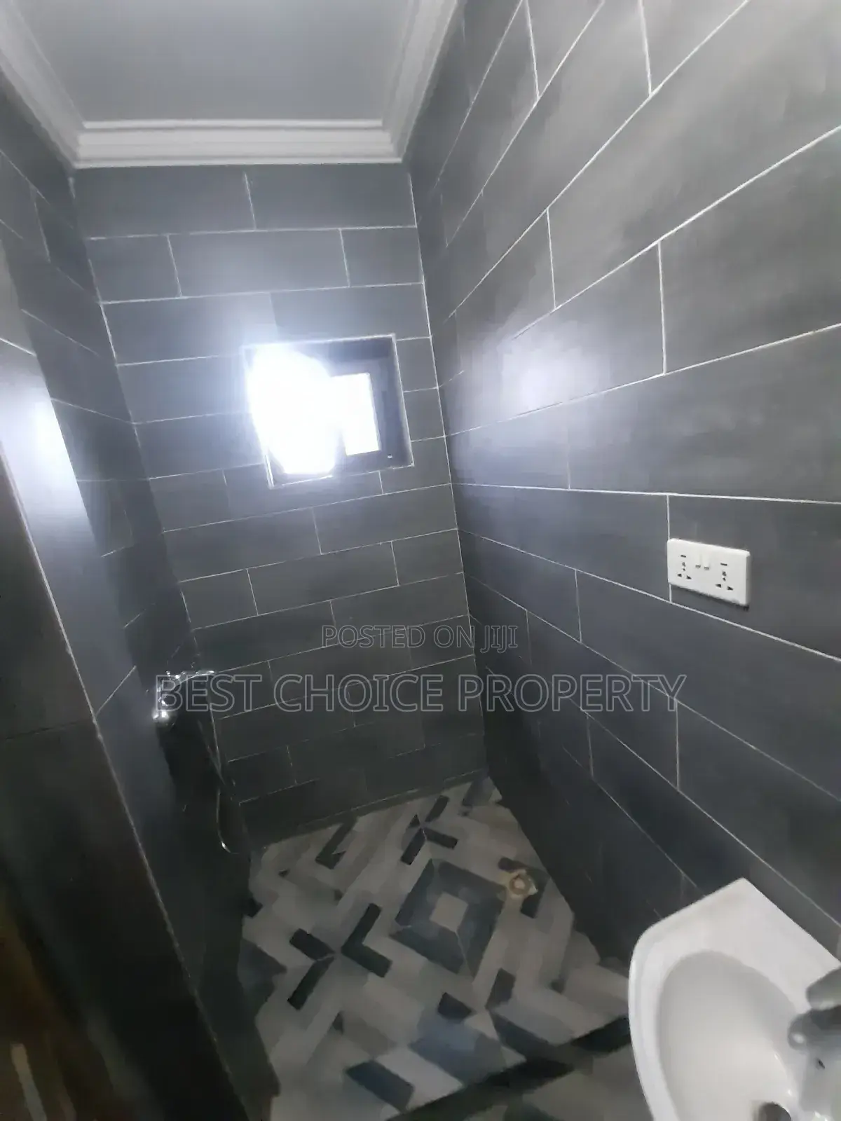 2bdrm Apartment in Ashiyie, Frafraha for rent