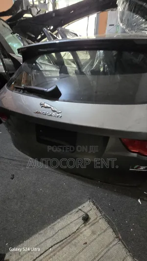 Jaguar F Pace Complete Tailgate
