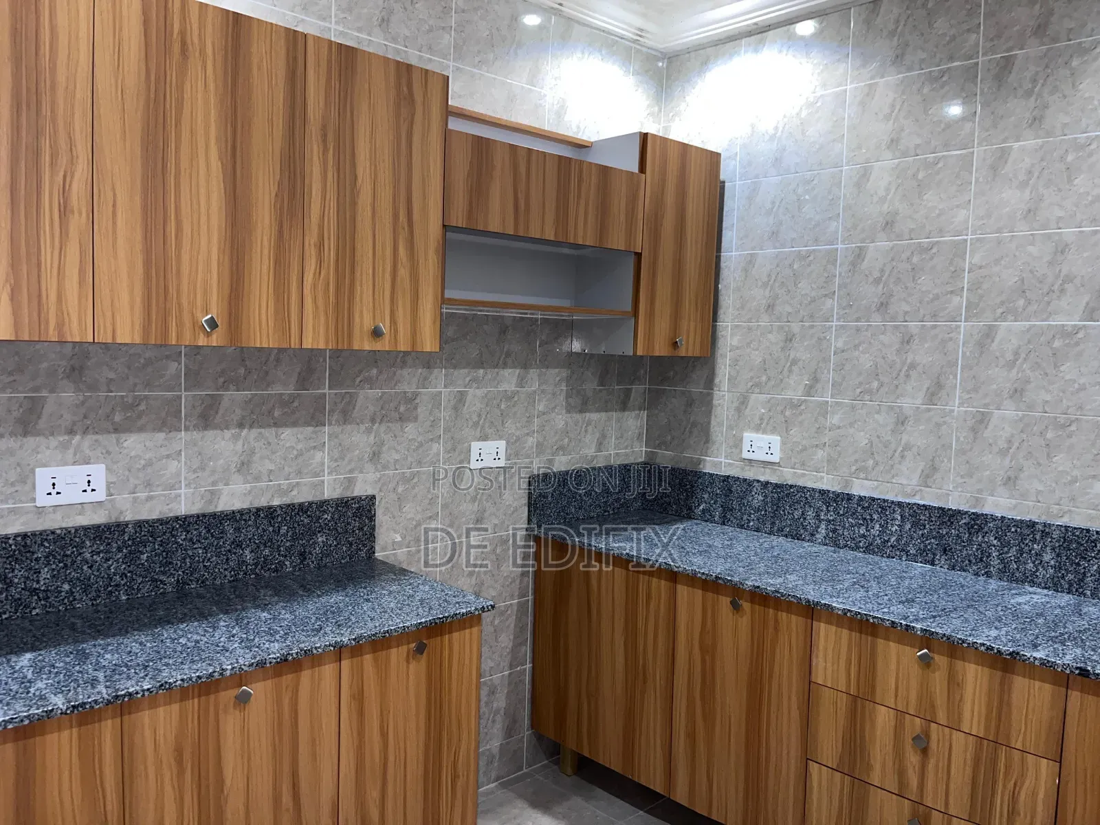 Kitchen Cabinet