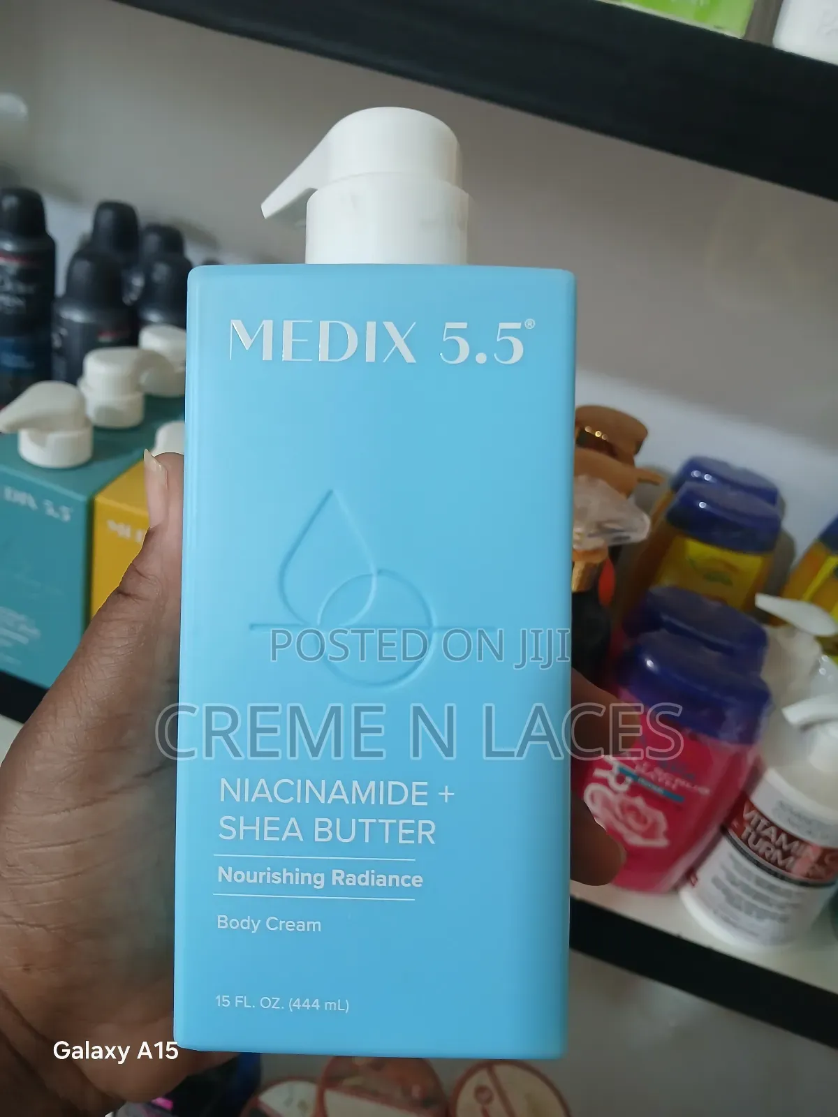 Medix 5.5 Niacinamide + Shea Butter