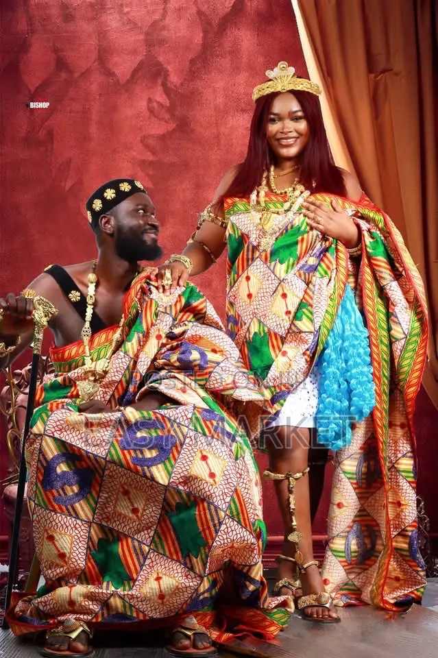 Kente Gold Bead Rental for Marriage and Photography