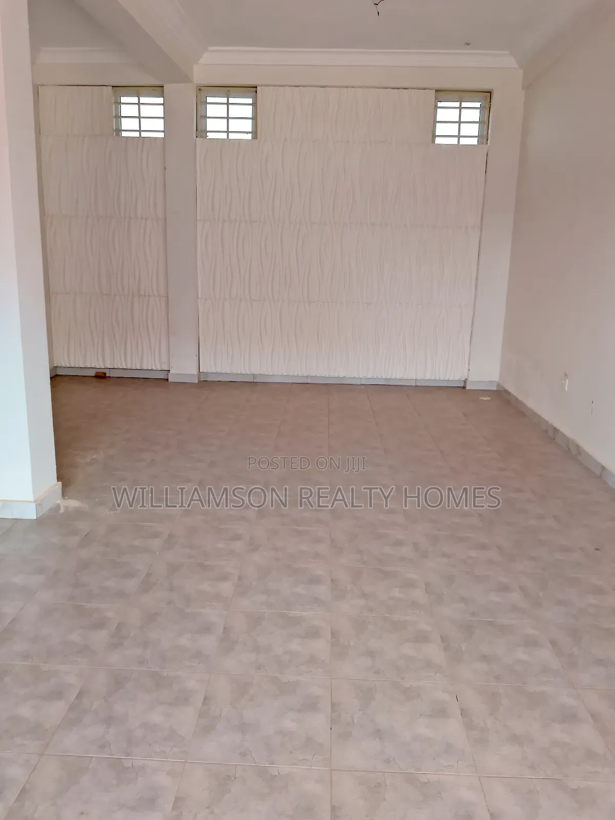 Double Road Side Shop/Store/Warehouse/Showroom/Spintex