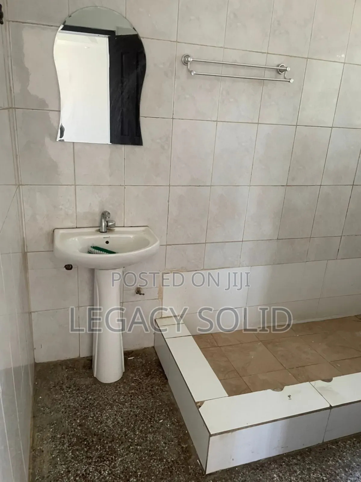3bdrm House in 𝙻𝚎𝚐𝚊𝚌𝚢 𝚜𝚘𝚕𝚒𝚍 𝚛𝚎𝚊𝚕, Lashibi for rent