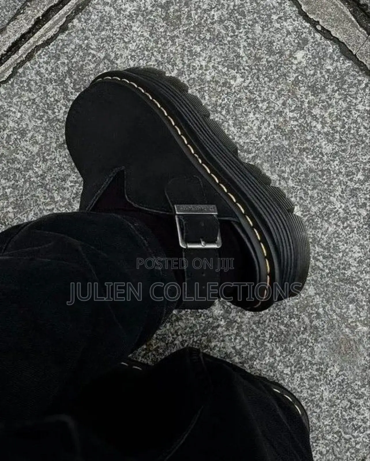 Dr Martens Zebzeg Mule Black Suede
