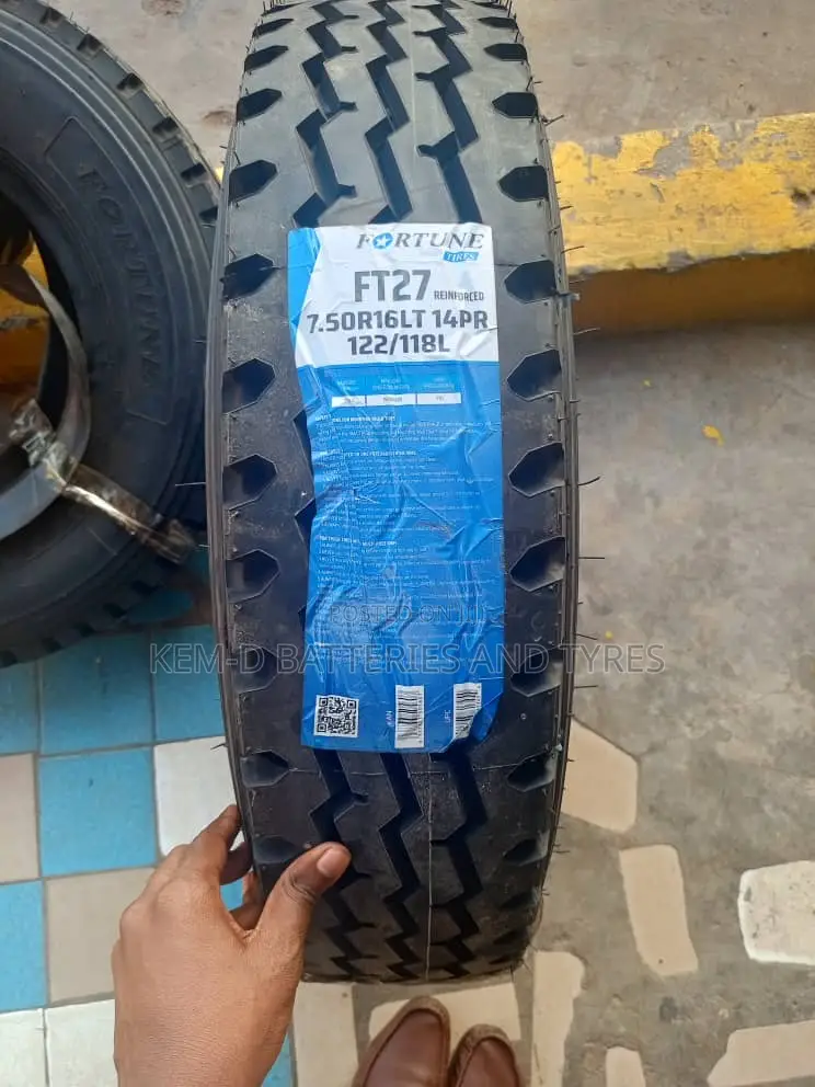 7.5r16 Fortune Tyre - Light Truck