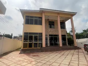 8bdrm House in Airport Residential for rent