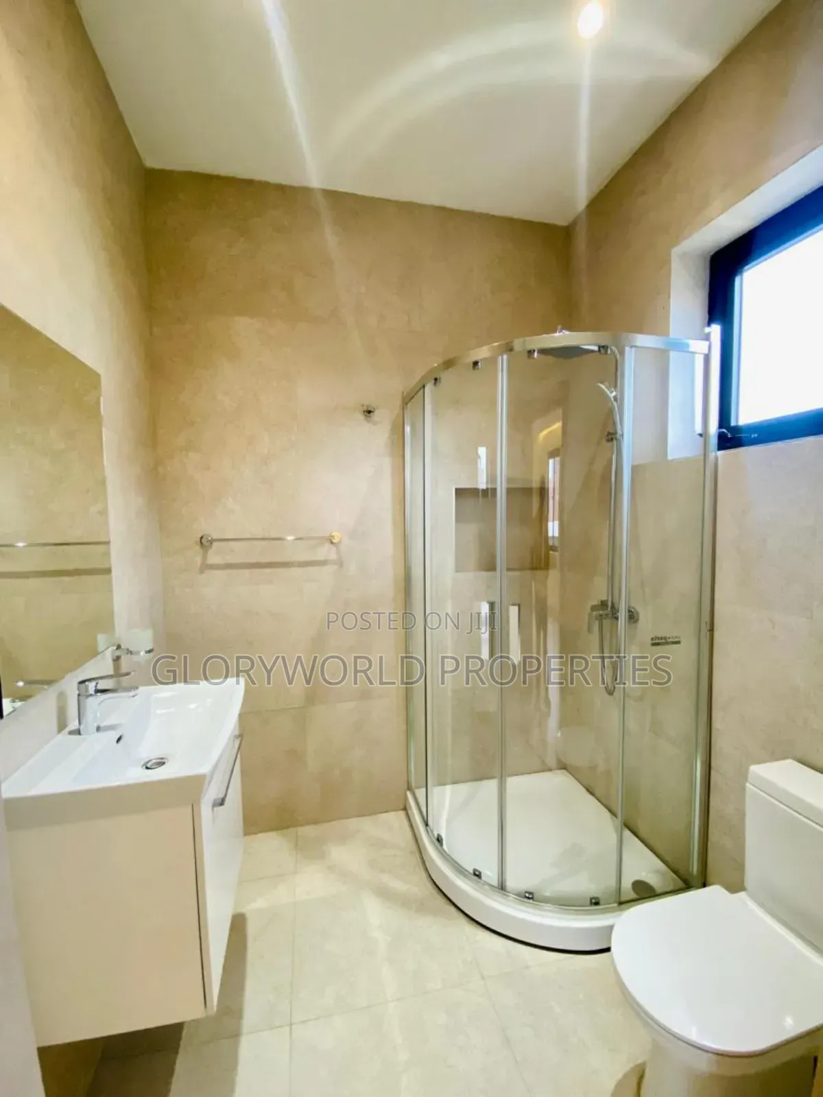 4bdrm House in Dzorwulu for sale