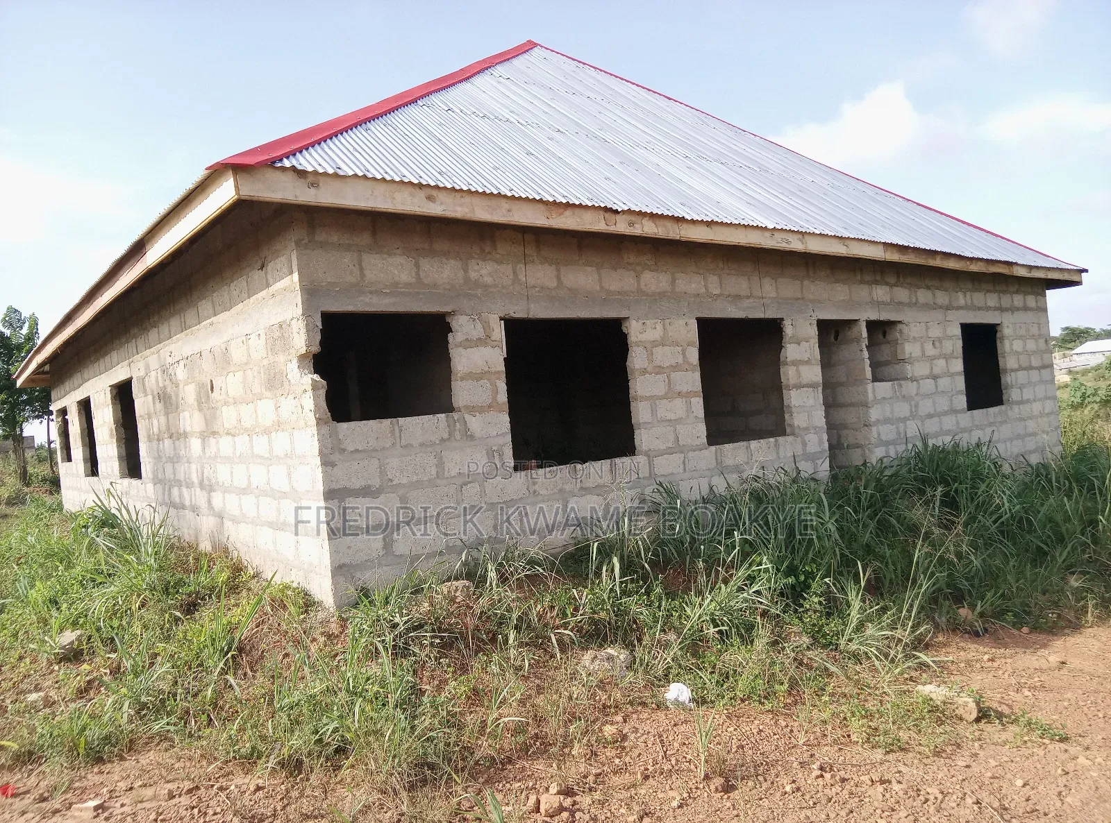 3bdrm House in Brother K Estate, Kumasi Metropolitan for sale