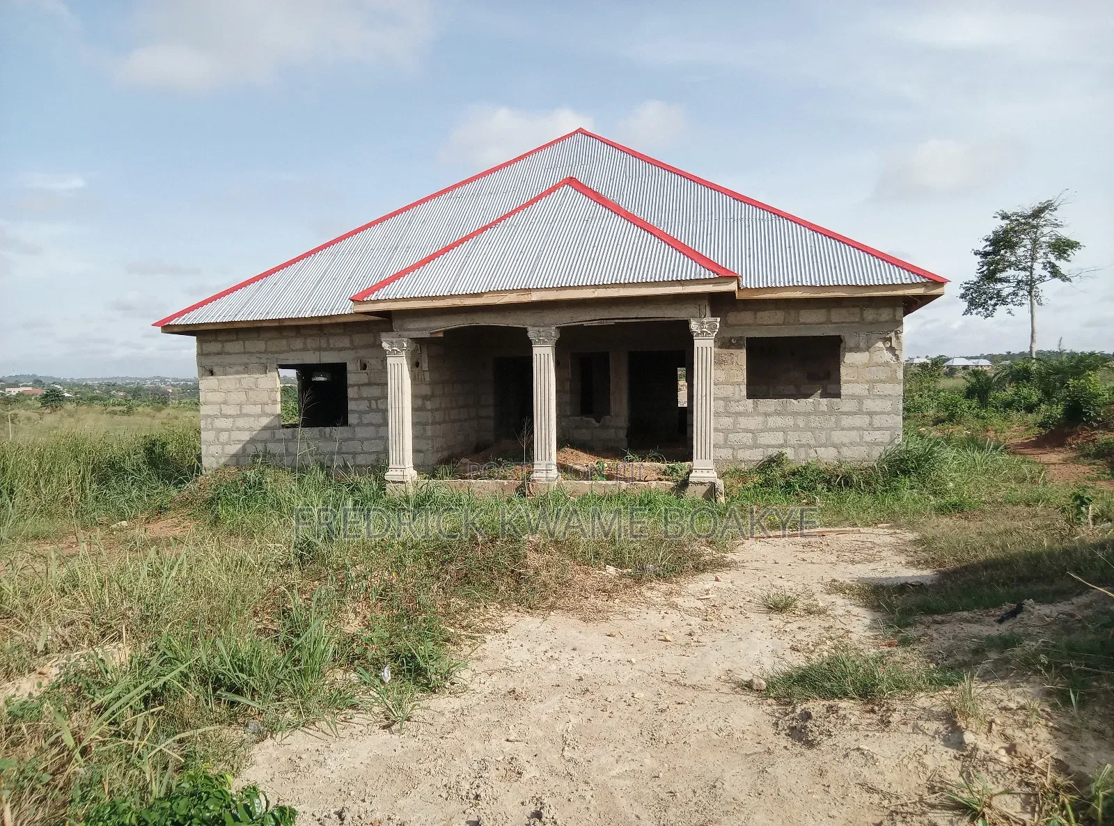 3bdrm House in Brother K Estate, Kumasi Metropolitan for sale