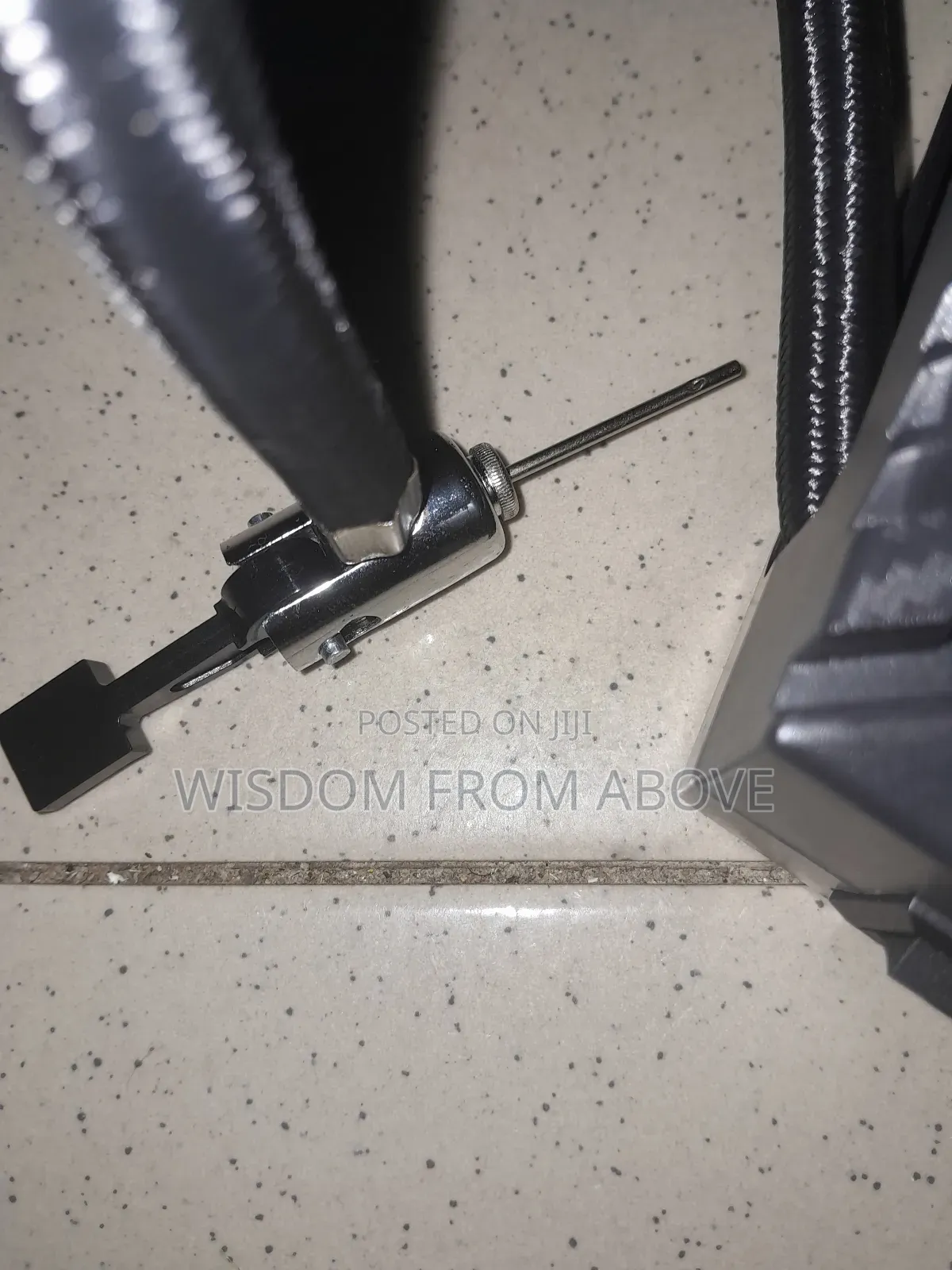 Tyre Pressure Pump for All Cars Also Pump for Everything