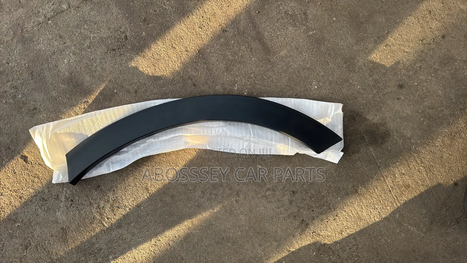 Honda Crv Back Bumper Moulding Available