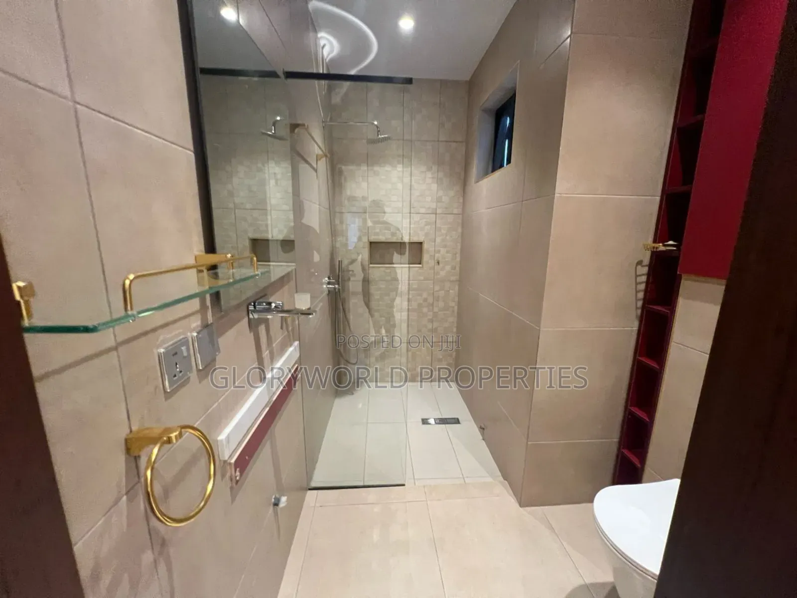 4bdrm Duplex in Ashaley Botwe for sale