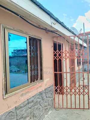 1bdrm Apartment in Hfc Estate Area, Spintex for rent