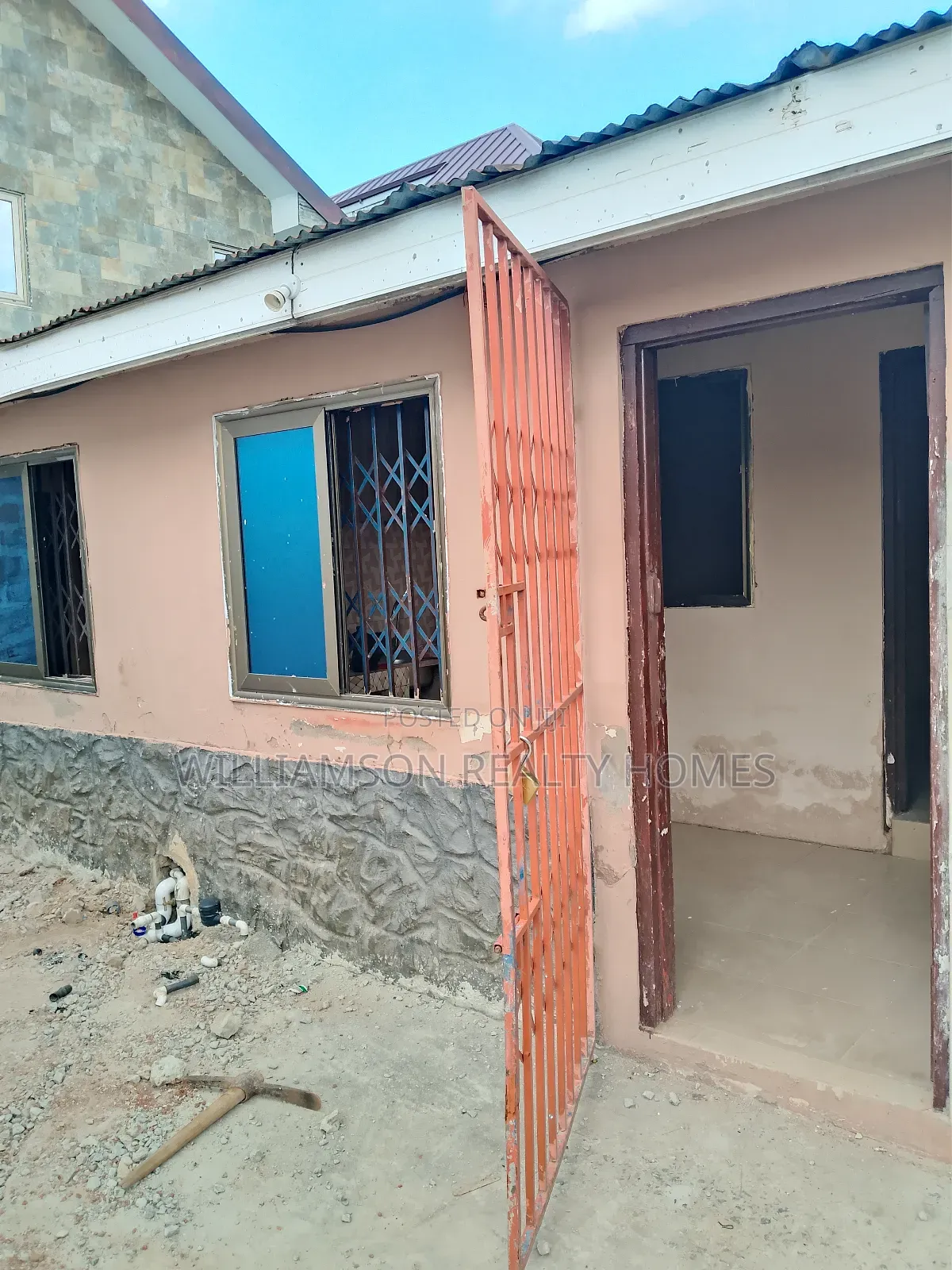 1bdrm Apartment in Hfc Estate Area, Spintex for rent