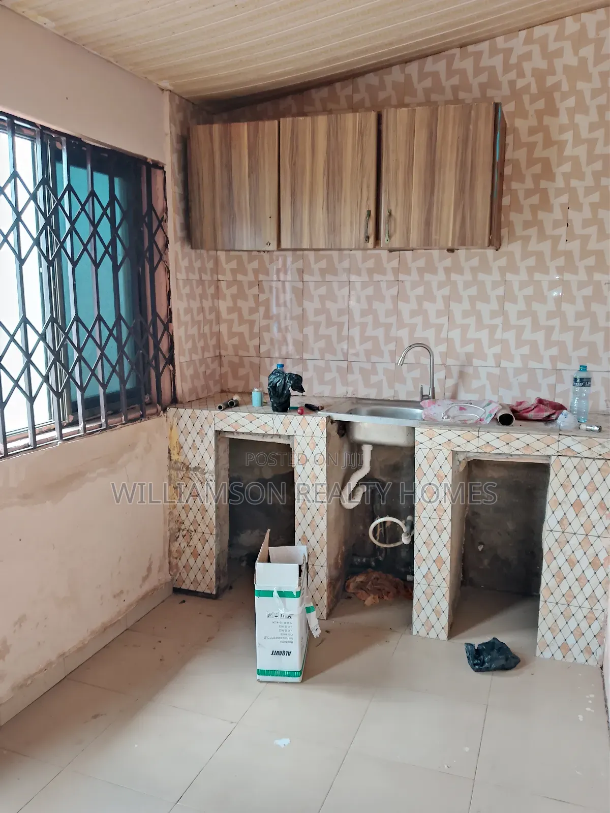 1bdrm Apartment in Hfc Estate Area, Spintex for rent