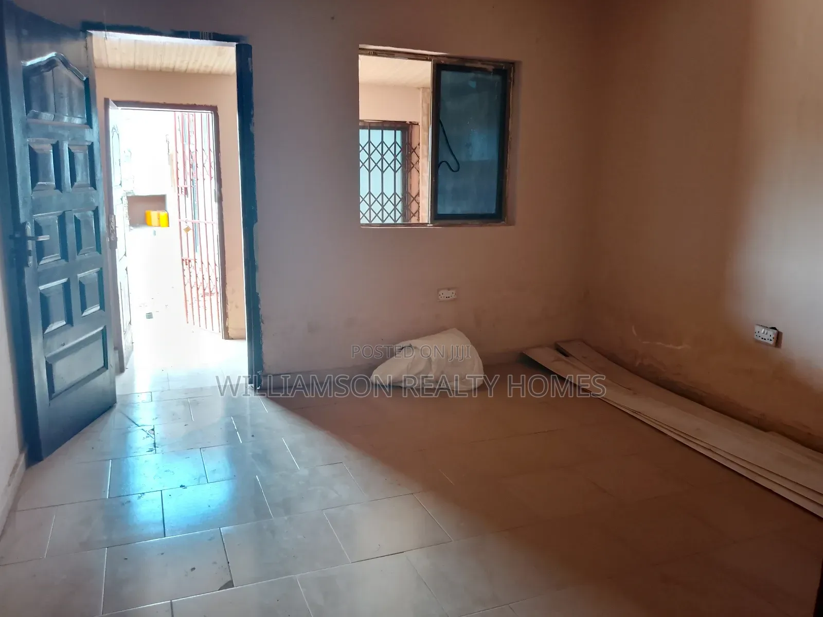 1bdrm Apartment in Hfc Estate Area, Spintex for rent