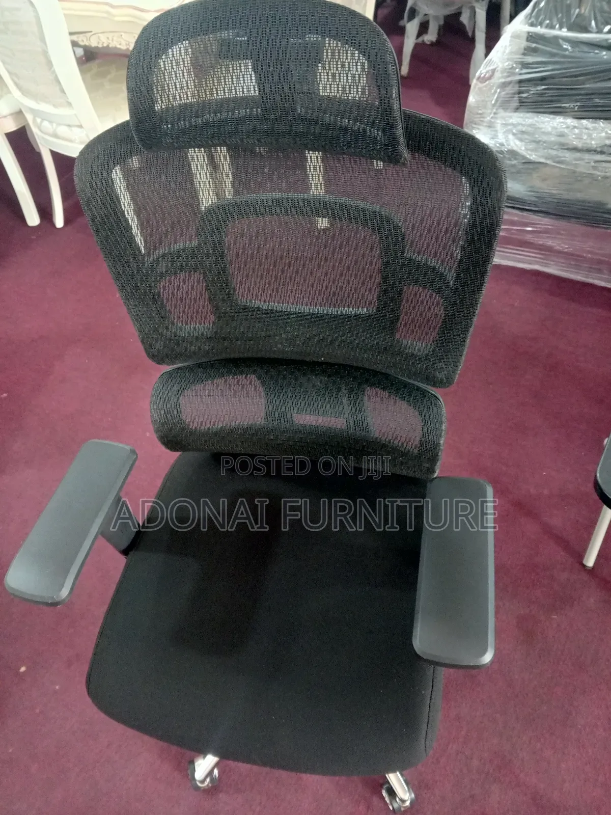 Fully Black Orthopedic Office Seat