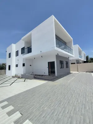 5bdrm House in Adjiringanor, East Legon for sale