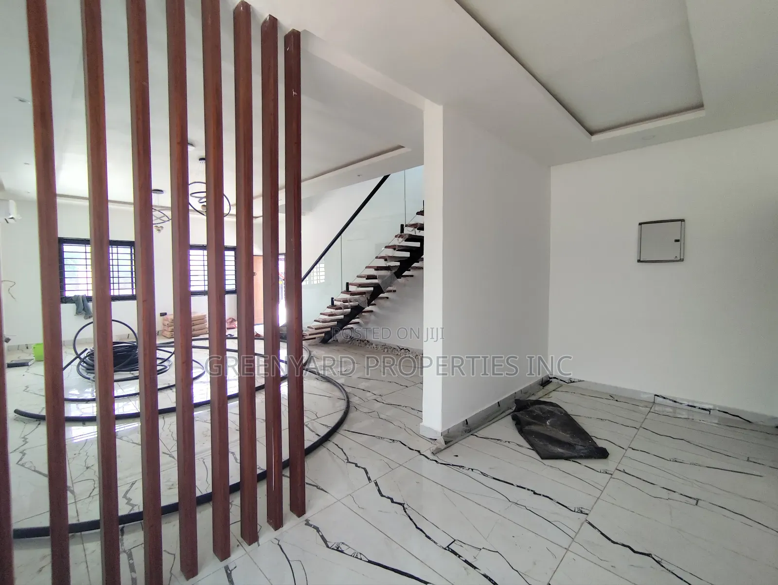 5bdrm House in Adjiringanor, East Legon for sale