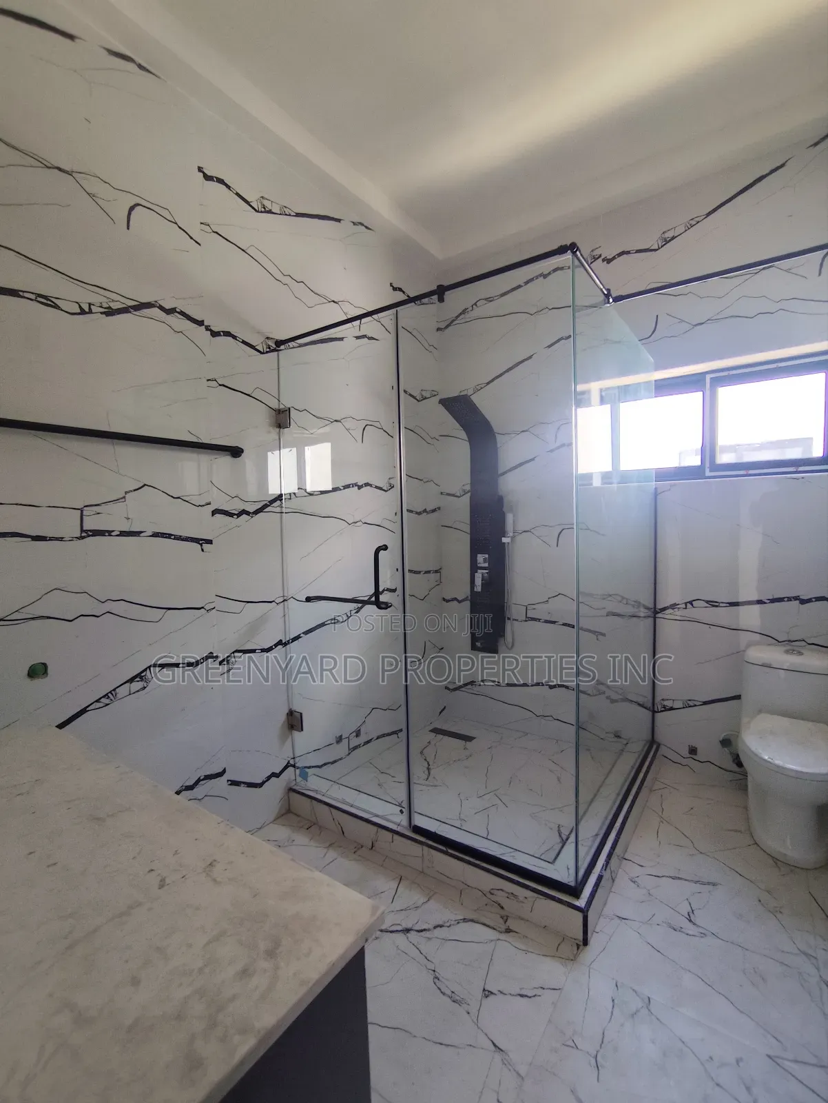 5bdrm House in Adjiringanor, East Legon for sale