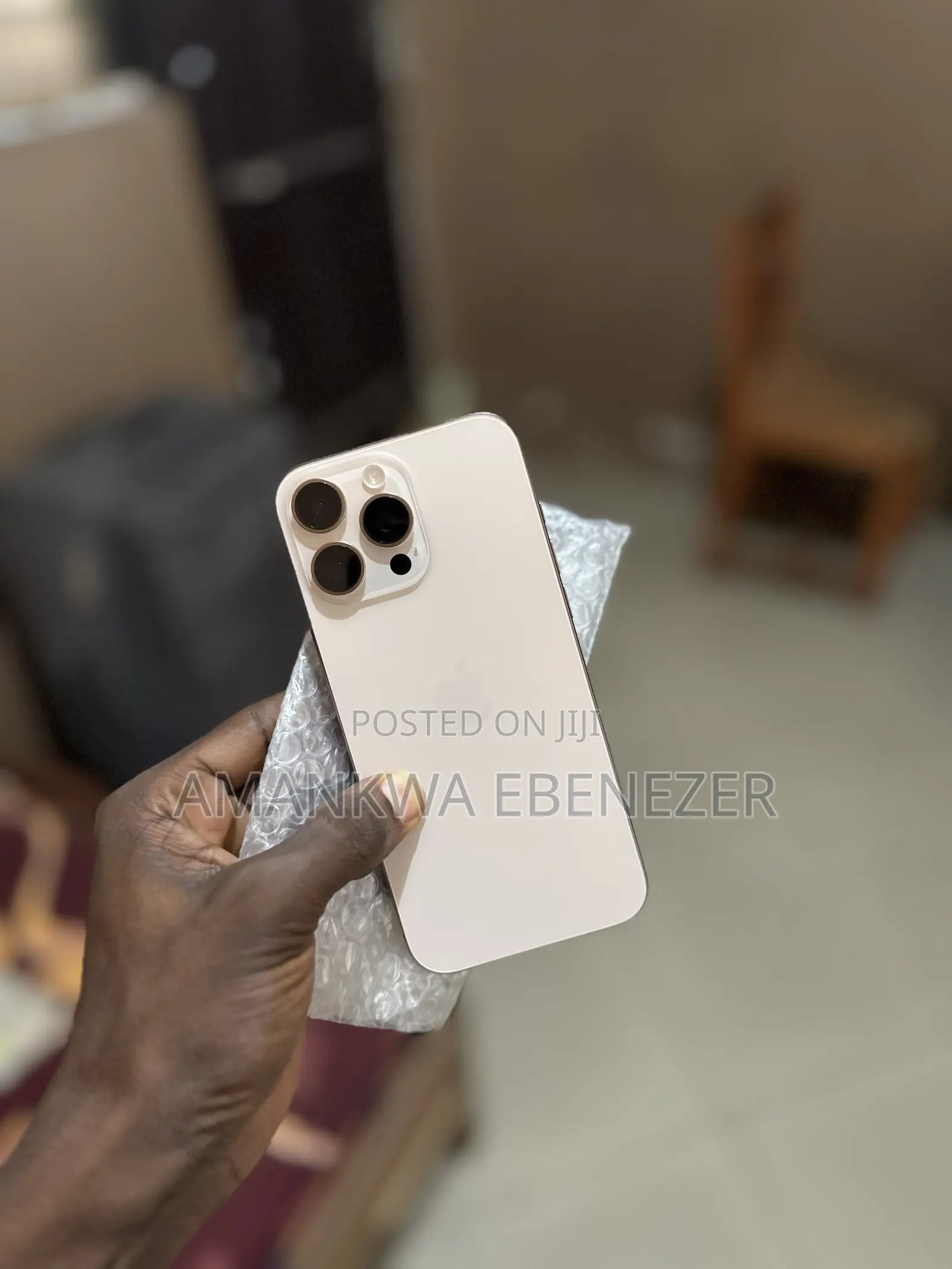 New Apple iPhone 16 Pro Max 256 GB Gold