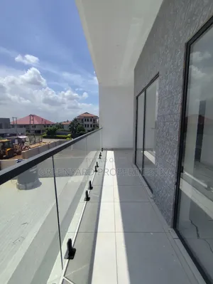 5bdrm House in Adjiringanor, Adjiriganor for sale
