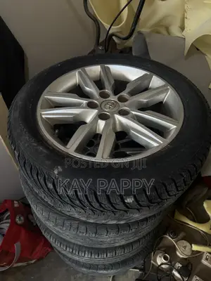 17' Alloy Rim With Tyres