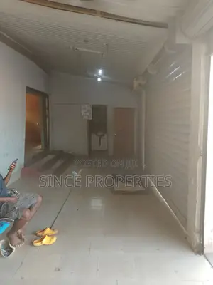 Shop for Rent at Madina