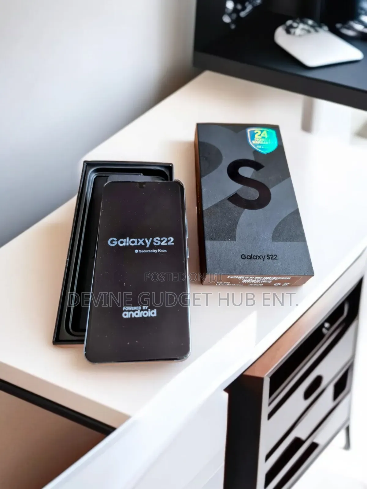 New Samsung Galaxy S22 5G 128 GB Green