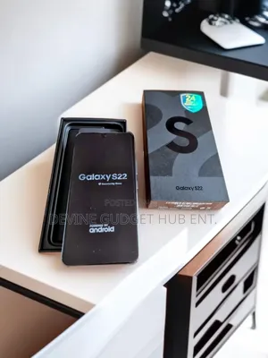 New Samsung Galaxy S22 5G 128 GB Green