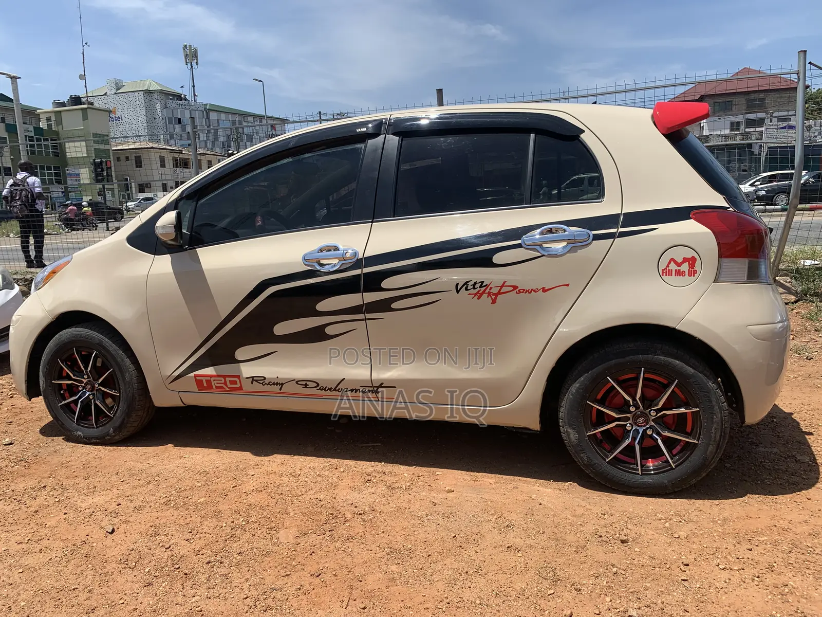 Toyota Vitz 2010