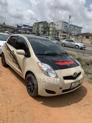 Toyota Vitz 2010