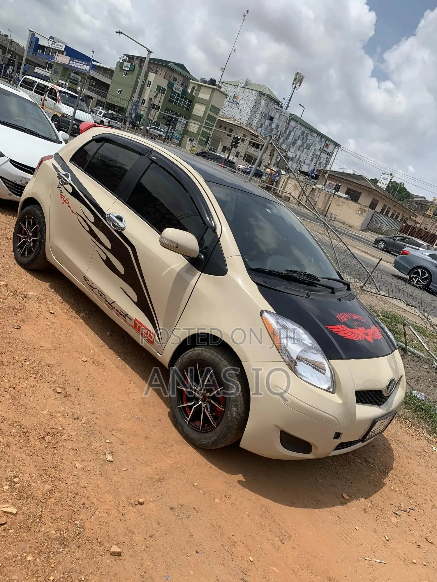 Toyota Vitz 2010