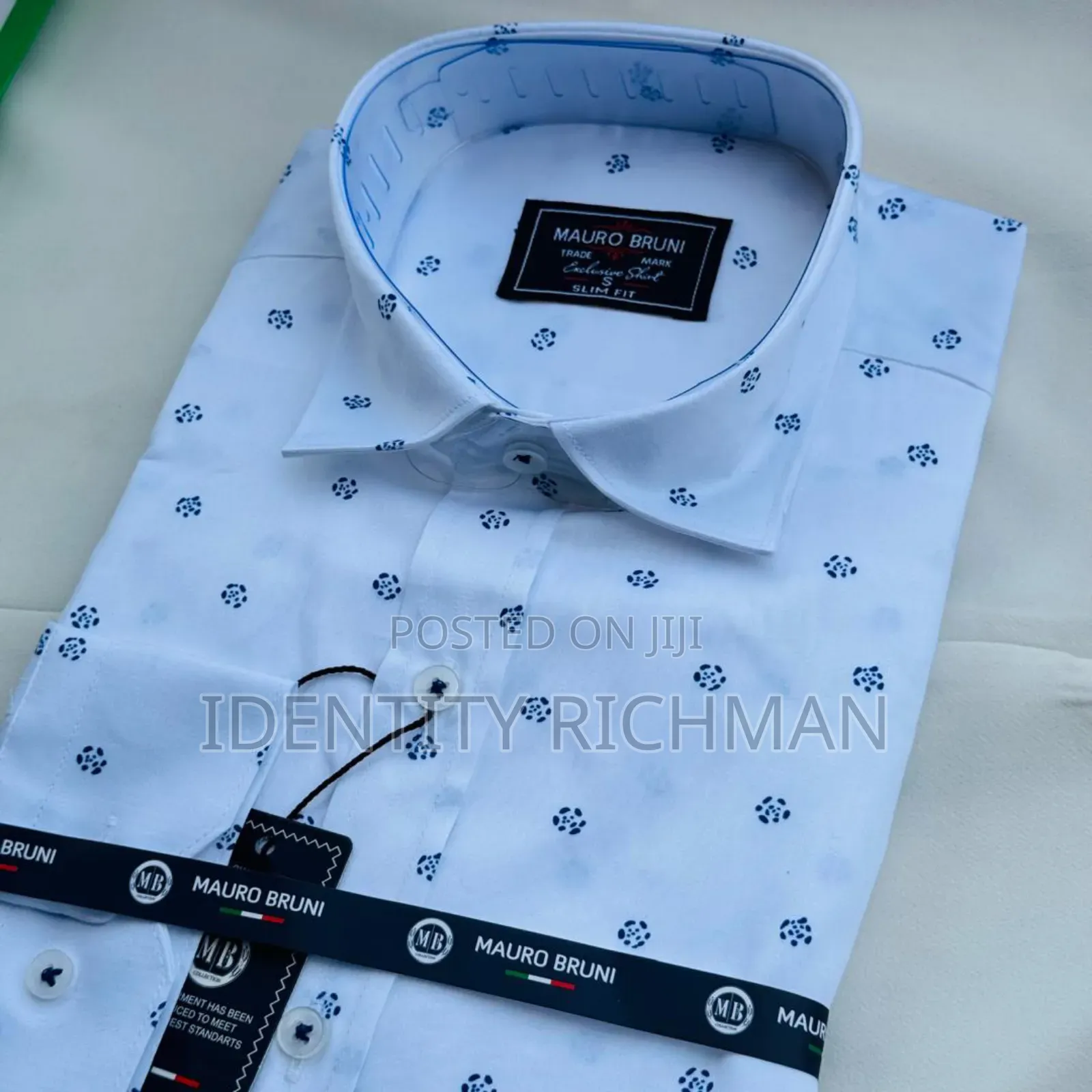 Men Longsleeved Shirts