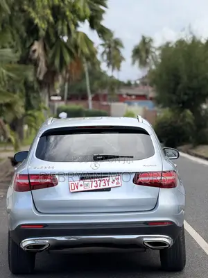 Mercedes-Benz GLC-Class 2018 Silver