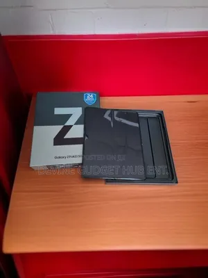 New Samsung Galaxy Z Fold3 5G 256 GB Blue
