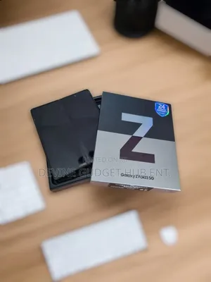 New Samsung Galaxy Z Fold3 5G 256 GB Gray