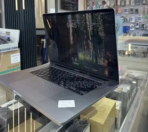 Laptop Apple MacBook Pro 2019 64GB Intel Core I9 SSD 1T