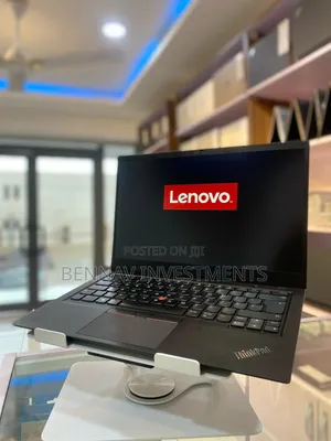 Photo - Laptop Lenovo ThinkPad X1 Carbon 16GB Intel Core i7 SSD 256GB