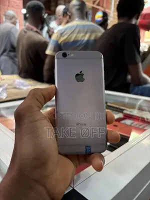 New Apple iPhone 6s 32 GB Silver