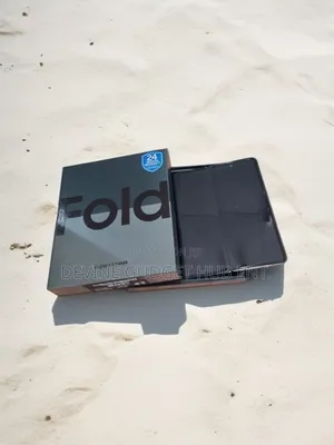 New Samsung Galaxy Z Fold4 256 GB Gray