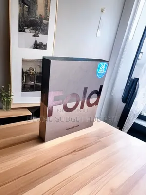 New Samsung Galaxy Z Fold4 256 GB
