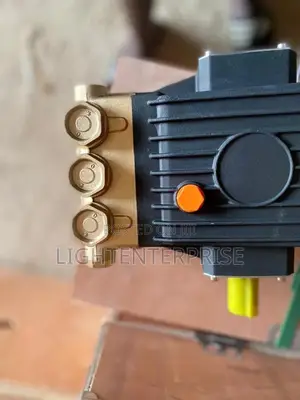 Complete Pressure Pump With Gun, Filter And Switch