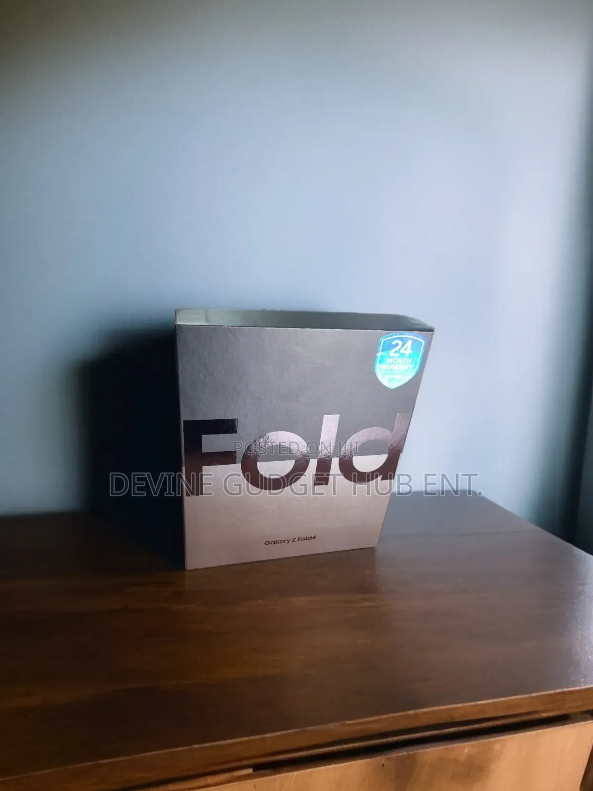 New Samsung Galaxy Z Fold4 256 GB Rose Gold