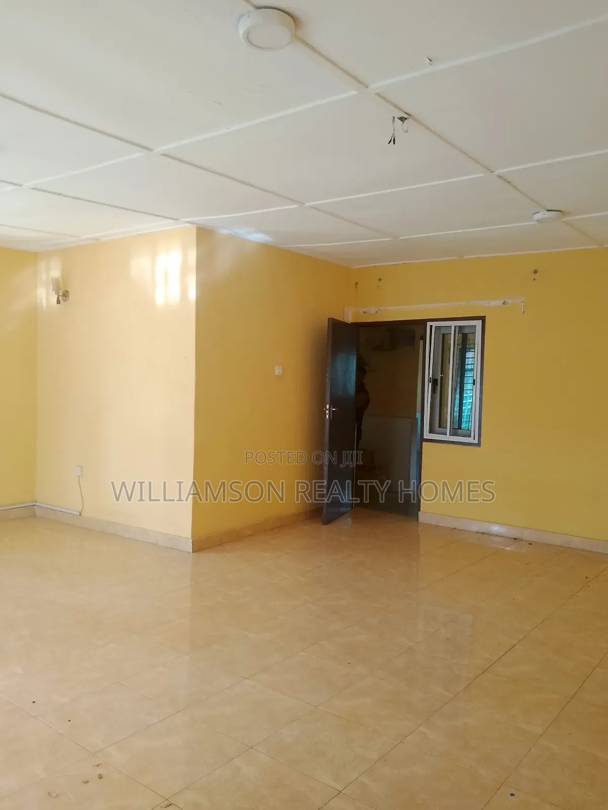 3bdrm House in Community 20 Estate, Spintex for rent