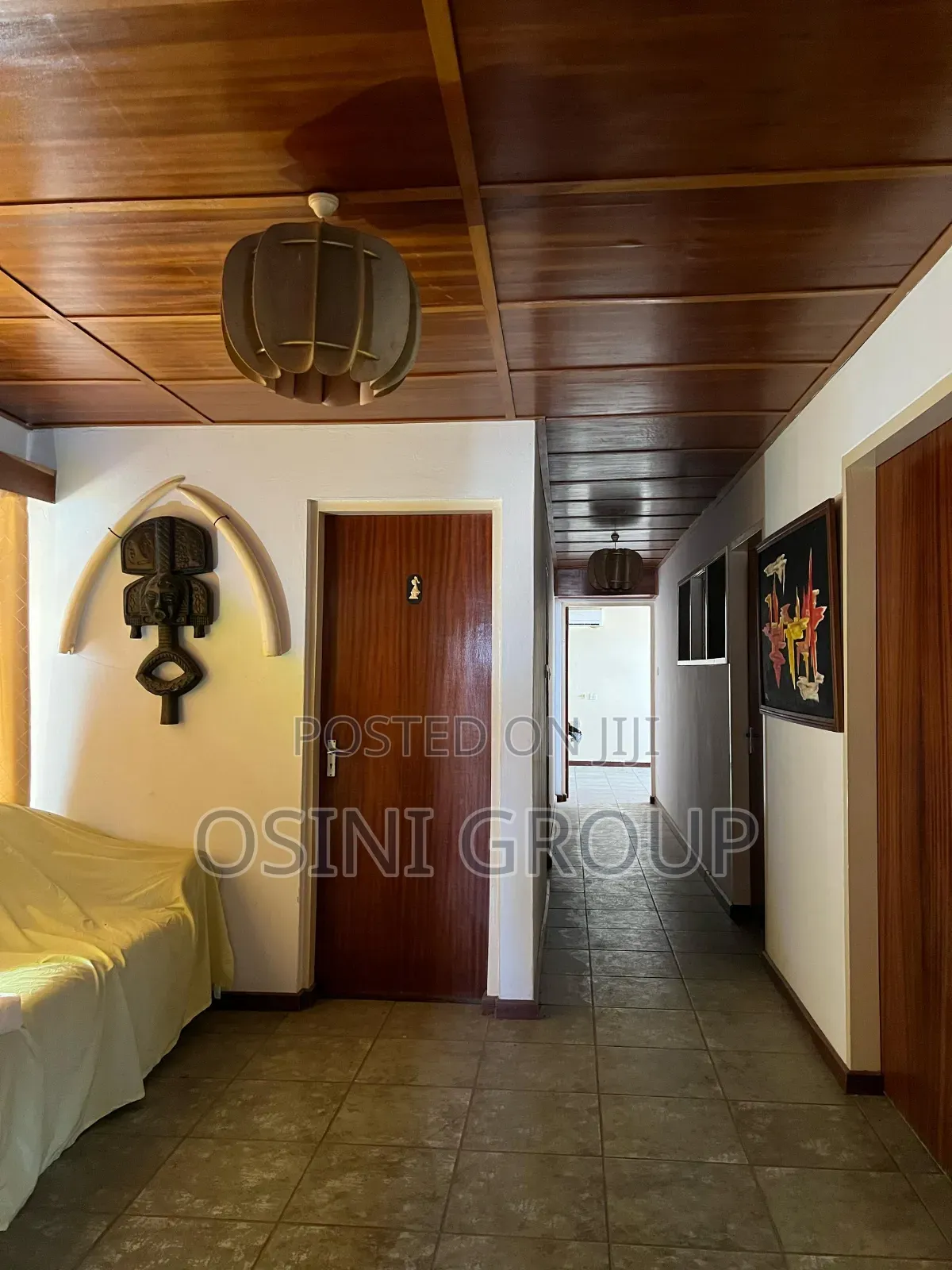 12bdrm House in MacCharty Hills for sale