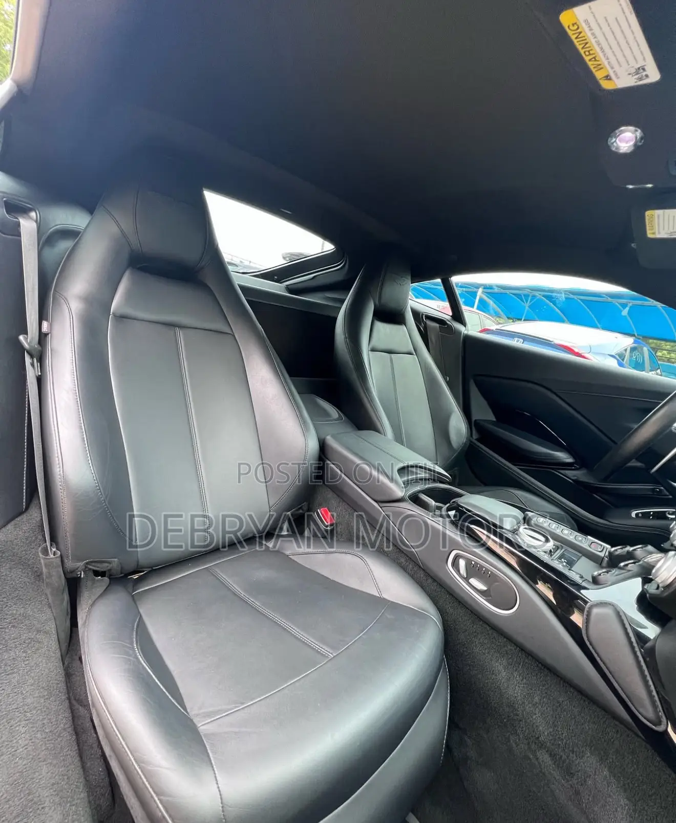 Aston Martin Vantage 2022 Black