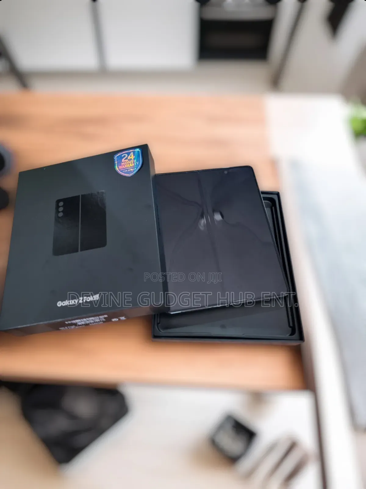 New Samsung Galaxy Z Fold 5 256 GB Rose Gold