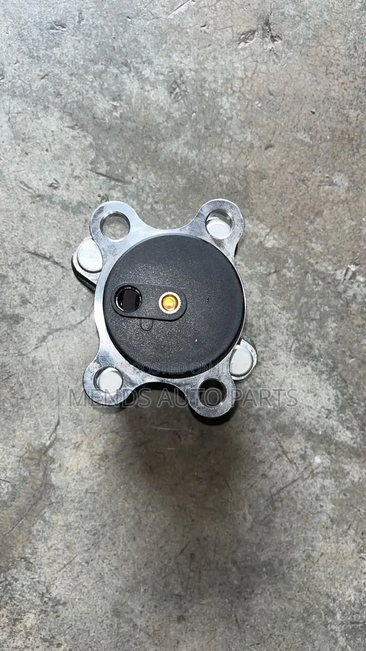 Suzuki Swift 2x4 Back Hub